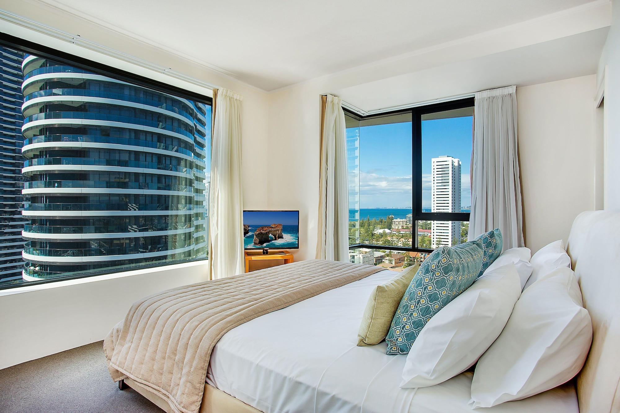 Mantra Broadbeach On The Park Aparthotel 4*