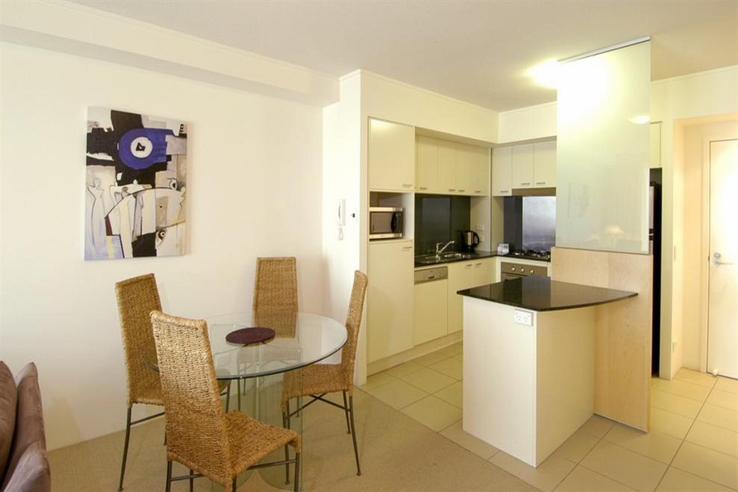Mantra Broadbeach On The Park 4*