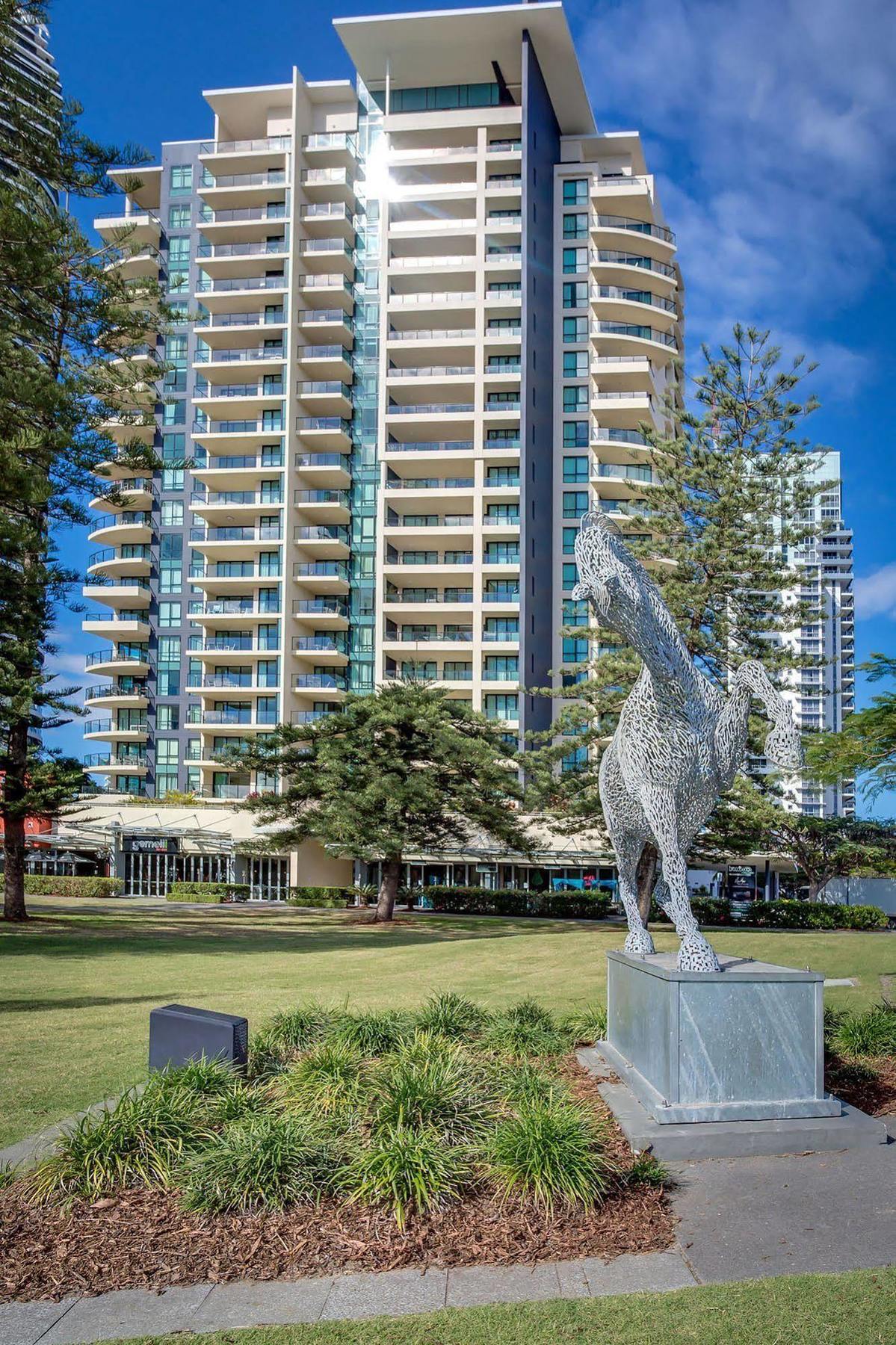 Aparthotel Mantra Broadbeach On The Park 4*