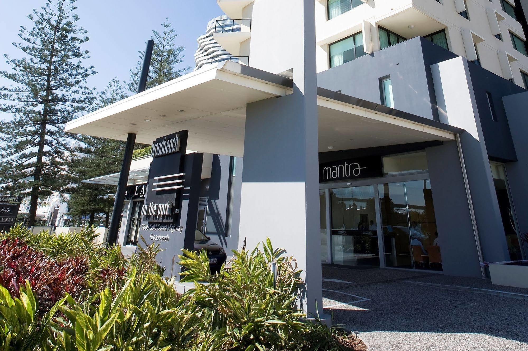 Aparthotel Mantra Broadbeach On The Park 4*